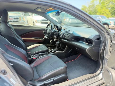 Used 2015 Honda CR-Z EX image 11