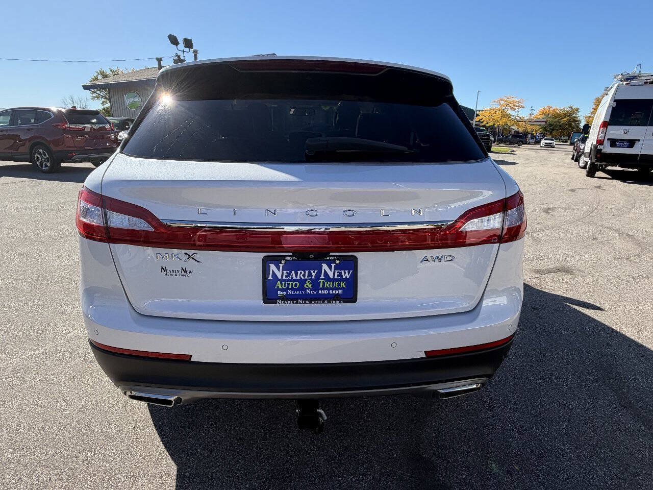 Used 2018 Lincoln MKX Reserve w/ Driver Assistance Package AWD/4WD image 6