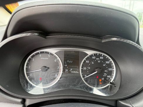 Used 2024 Nissan Versa S w/ S Plus Package FWD image 13