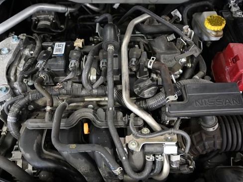 Used 2024 Nissan Sentra SV image 30