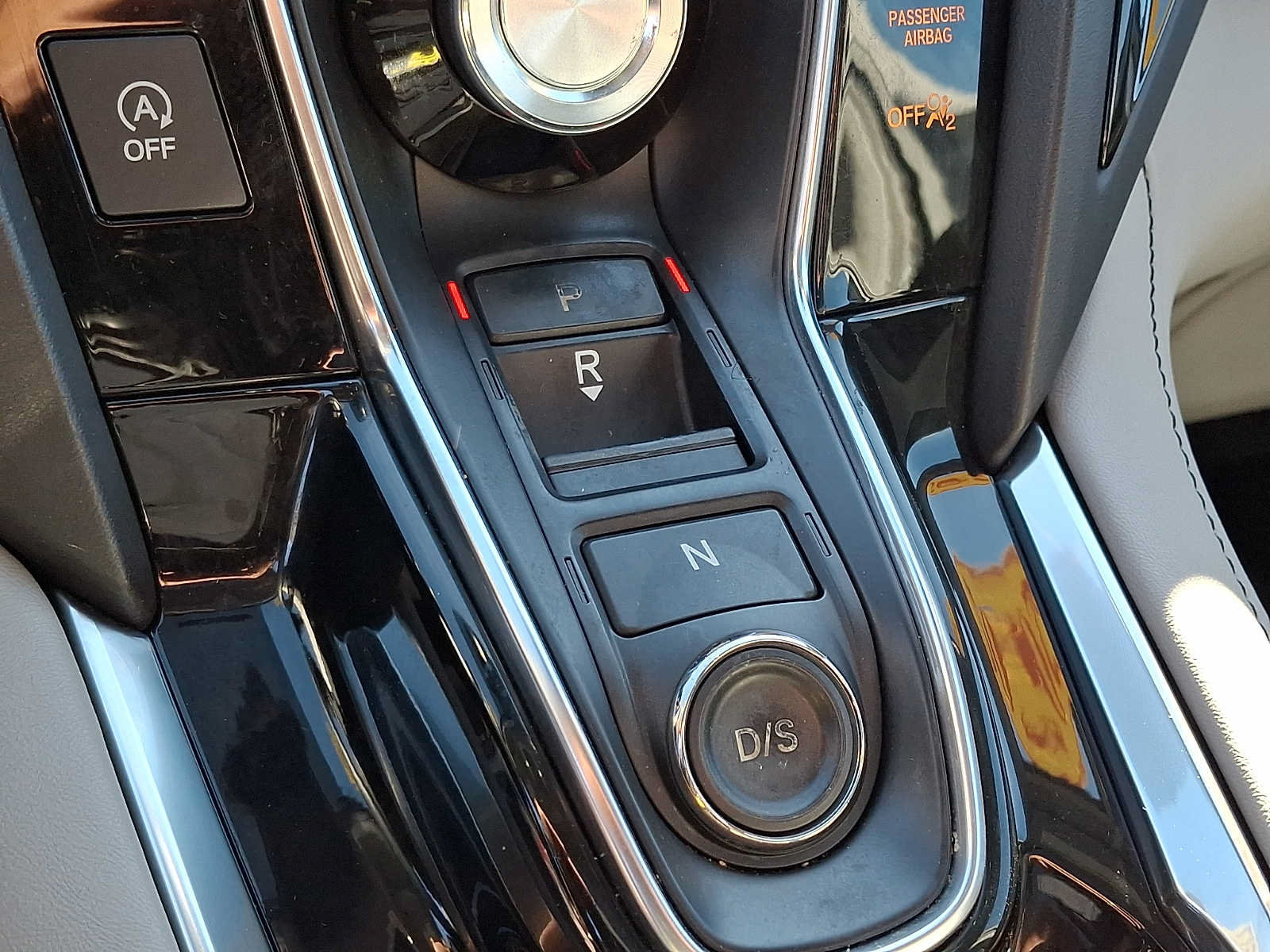 Used 2020 Acura RDX w/ Technology Package AWD/4WD image 16
