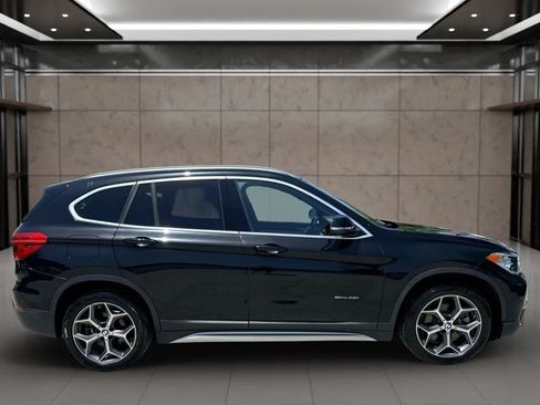 Used 2018 BMW X1 sDrive28i FWD image 2