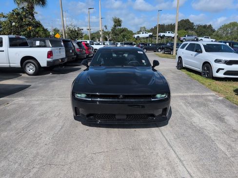 New 2025 Dodge Charger R/T w/ Quick Order Package 25M R/T image 3