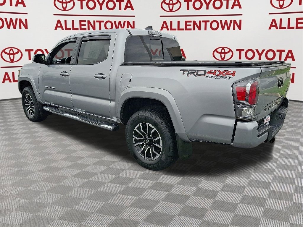 Used 2022 Toyota Tacoma TRD Sport w/ Technology Package AWD/4WD image 6