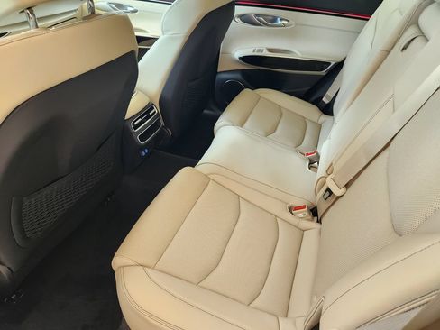 New 2026 Genesis GV70 2.5T AWD/4WD image 19