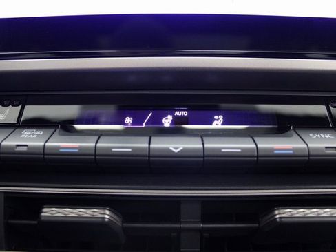 Used 2025 Toyota Camry XSE image 38