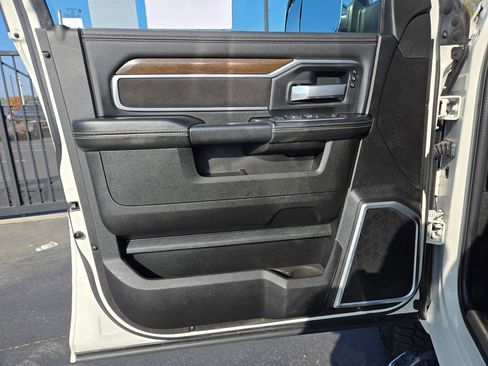 Used 2022 RAM 2500 Laramie w/ Safety Group B image 19