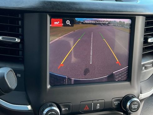 Used 2024 RAM 2500 Big Horn image 12