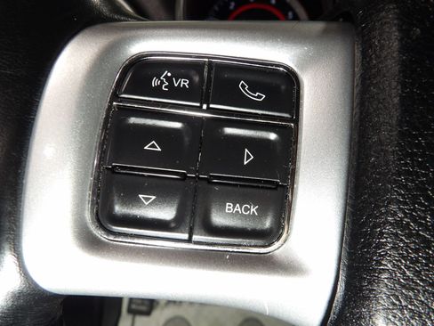 Used 2019 Dodge Journey SE w/ Connectivity Group image 19