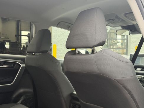 Used 2020 Toyota RAV4 XLE w/ All Weather Liner Package image 46