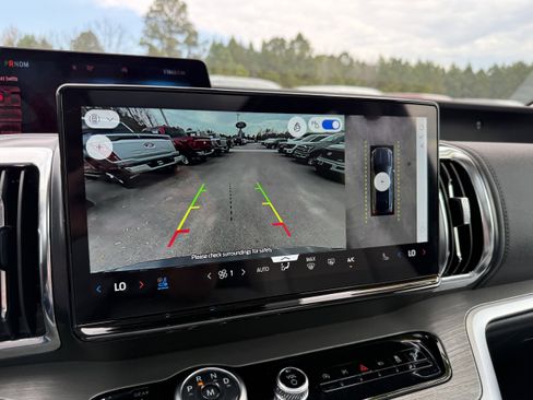 Used 2025 Ford Expedition Max Platinum image 19