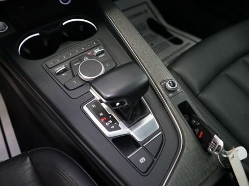 Used 2019 Audi A4 2.0T Premium w/ Convenience Package AWD/4WD image 39