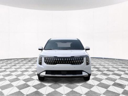 New 2026 Kia Carnival LX FWD image 2
