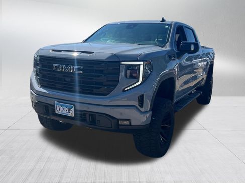 Used 2024 GMC Sierra 1500 Elevation w/ Elevation Premium Package AWD/4WD image 7