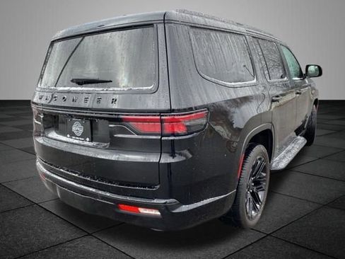 Used 2024 Jeep Wagoneer Series II image 14