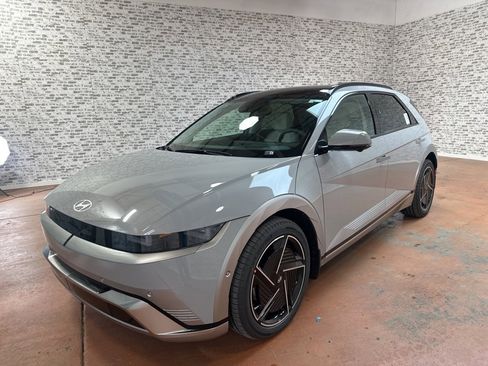 New 2026 Hyundai Ioniq 5 Limited image 3