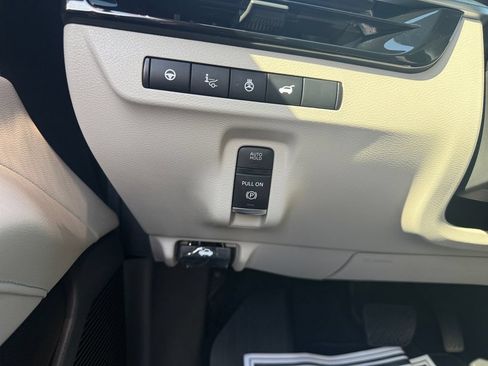 Used 2025 Nissan Murano Platinum w/ Cargo Package AWD/4WD image 25