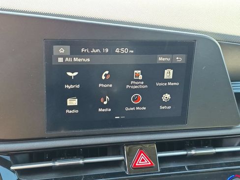 Used 2025 Kia Niro LX FWD image 17