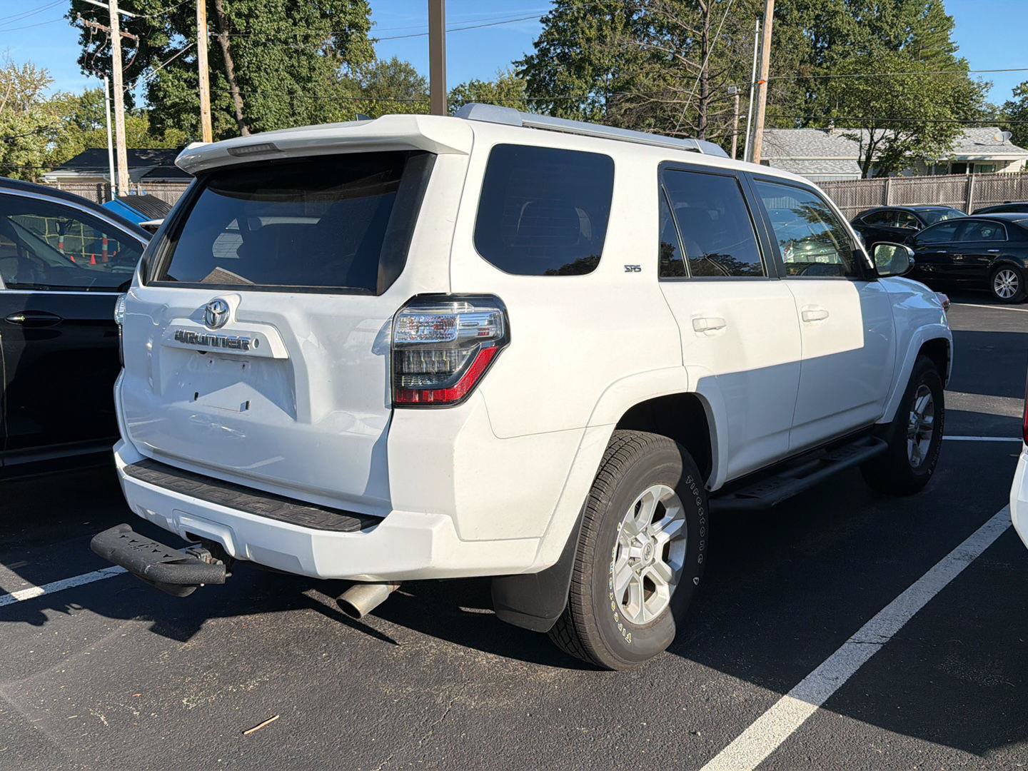 Used 2017 Toyota 4Runner SR5 Premium AWD/4WD image 4