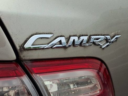 Used 2007 Toyota Camry XLE FWD image 7