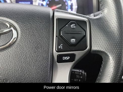 Used 2018 Toyota 4Runner SR5 image 10