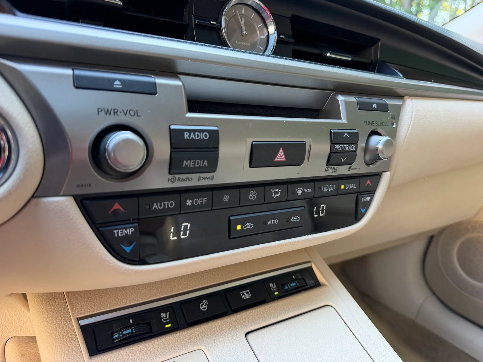 Used 2013 Lexus ES 350 w/ Luxury Pkg FWD image 10