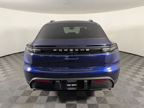 New 2026 Porsche Macan 4 Electric image 6