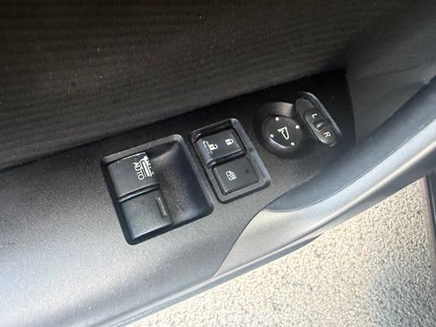 Used 2017 Honda Accord LX-S image 12