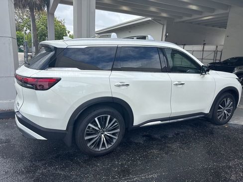 Used 2023 INFINITI QX60 Sensory w/ Vision Package image 4