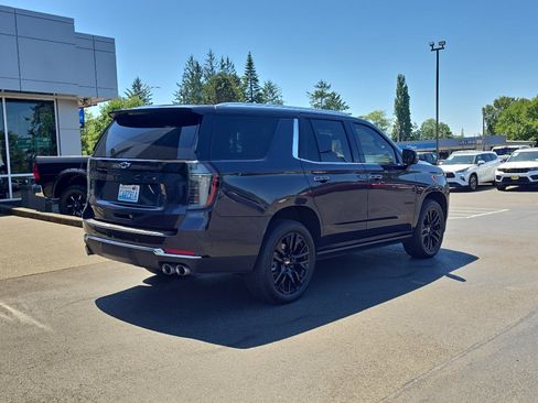 Used 2026 Chevrolet Tahoe Premier AWD/4WD image 5