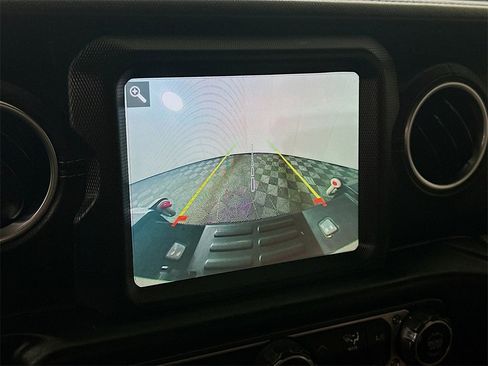 Used 2020 Jeep Gladiator Overland image 20