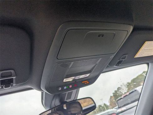 New 2026 Chevrolet Equinox ACTIV image 22