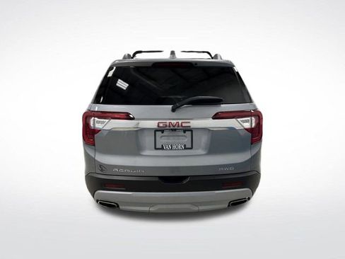 Used 2023 GMC Acadia SLE image 14
