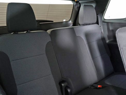 Used 2022 Chevrolet Traverse LT w/ LPO, Floor Liner Package image 32