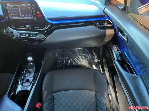 Certified 2021 Toyota C-HR XLE FWD image 19