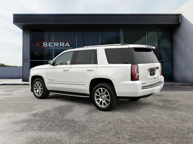 Used 2017 GMC Yukon Denali AWD/4WD image 3