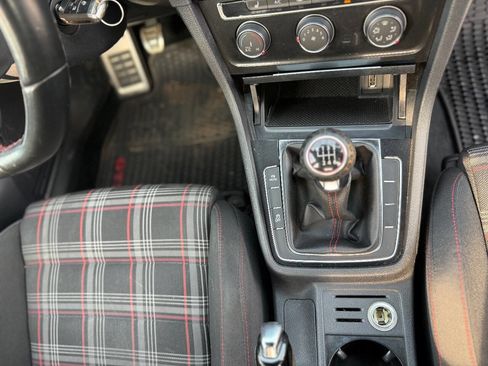 Used 2015 Volkswagen GTI S image 18