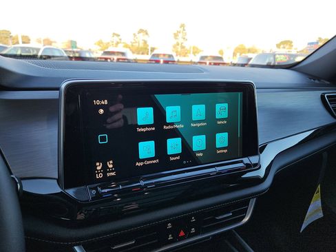 New 2026 Volkswagen Atlas Cross Sport SE image 19