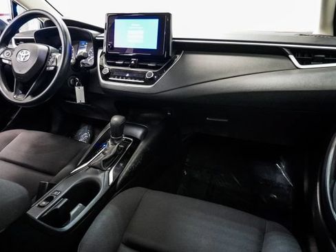 Used 2023 Toyota Corolla LE FWD image 9