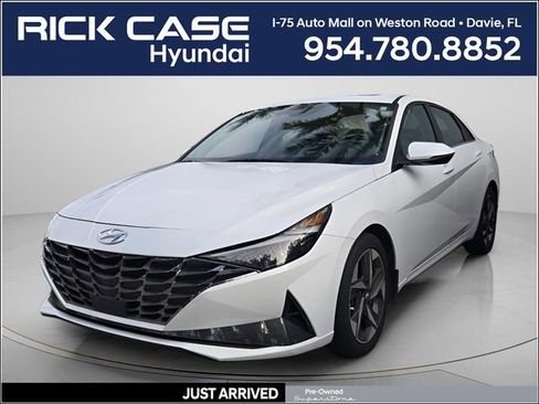 Used 2023 Hyundai Elantra Limited FWD image 1