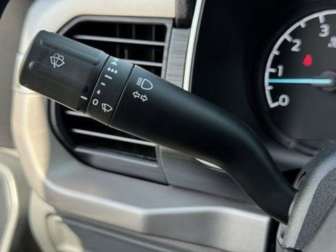 Used 2023 Ford F150 XLT image 22