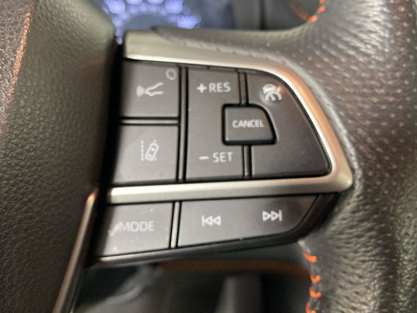 Used 2024 Toyota Sienna XSE w/ XSE Plus Package AWD/4WD image 22