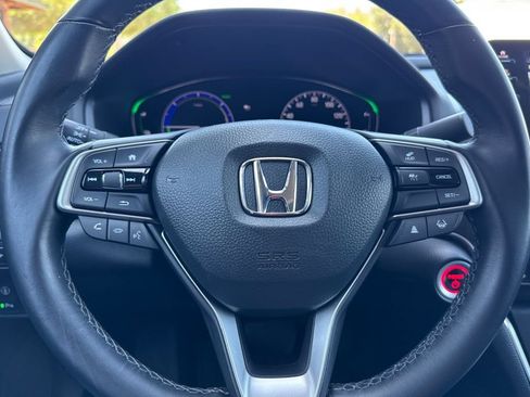 Used 2022 Honda Accord Touring image 26