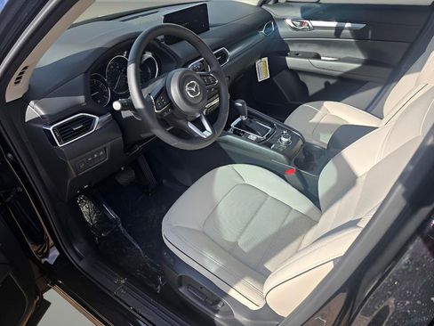 New 2025 MAZDA CX-5 AWD 2.5 S w/ Preferred Package image 23