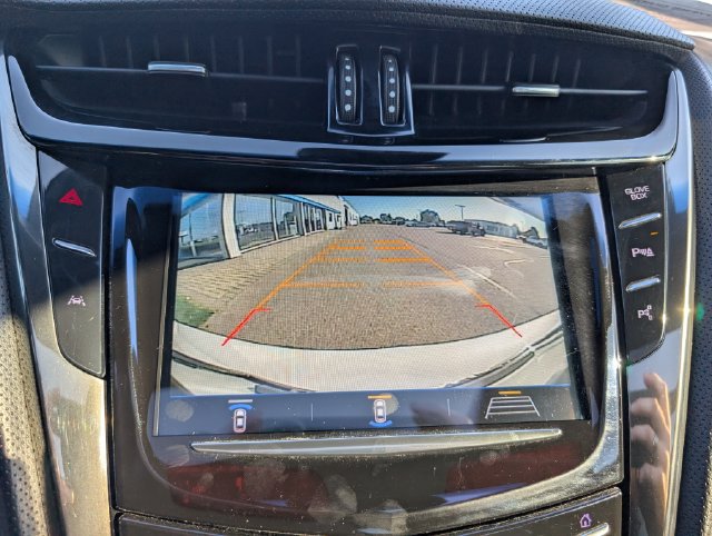 Used 2019 Cadillac CTS V w/ Luxury Package RWD image 33