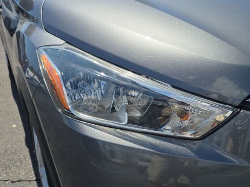 Used 2020 Nissan Kicks S FWD image 7
