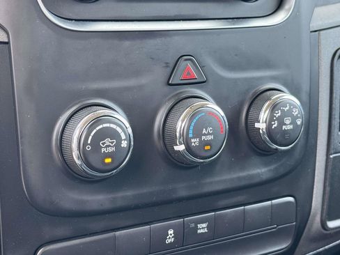 Used 2015 RAM 1500 Express AWD/4WD image 18