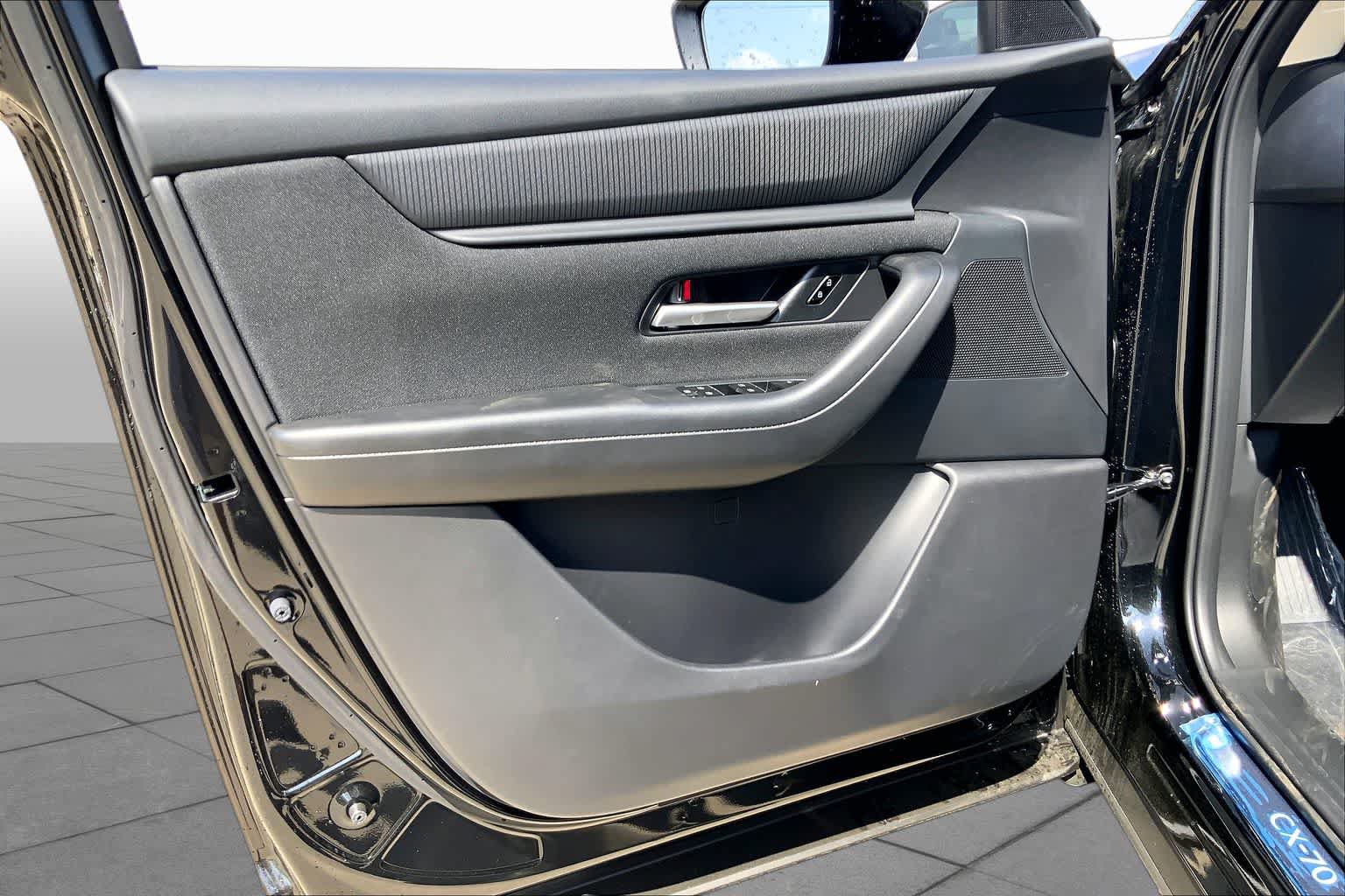 New 2026 MAZDA CX-70 SC AWD/4WD image 10