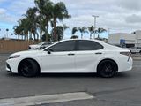 Used 2022 Toyota Camry SE image 2