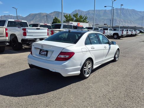 Used 2013 Mercedes-Benz C 250 Sedan image 3